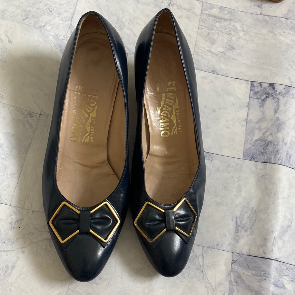 Salvatore Ferragamo Low Pumps